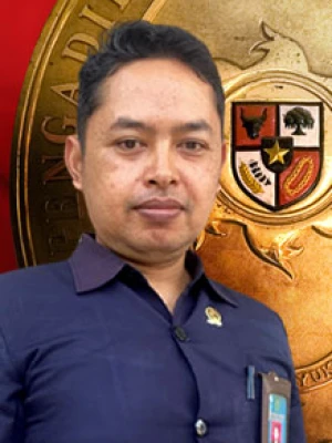 I PUTU OKA WIADNYANA, S.H.
